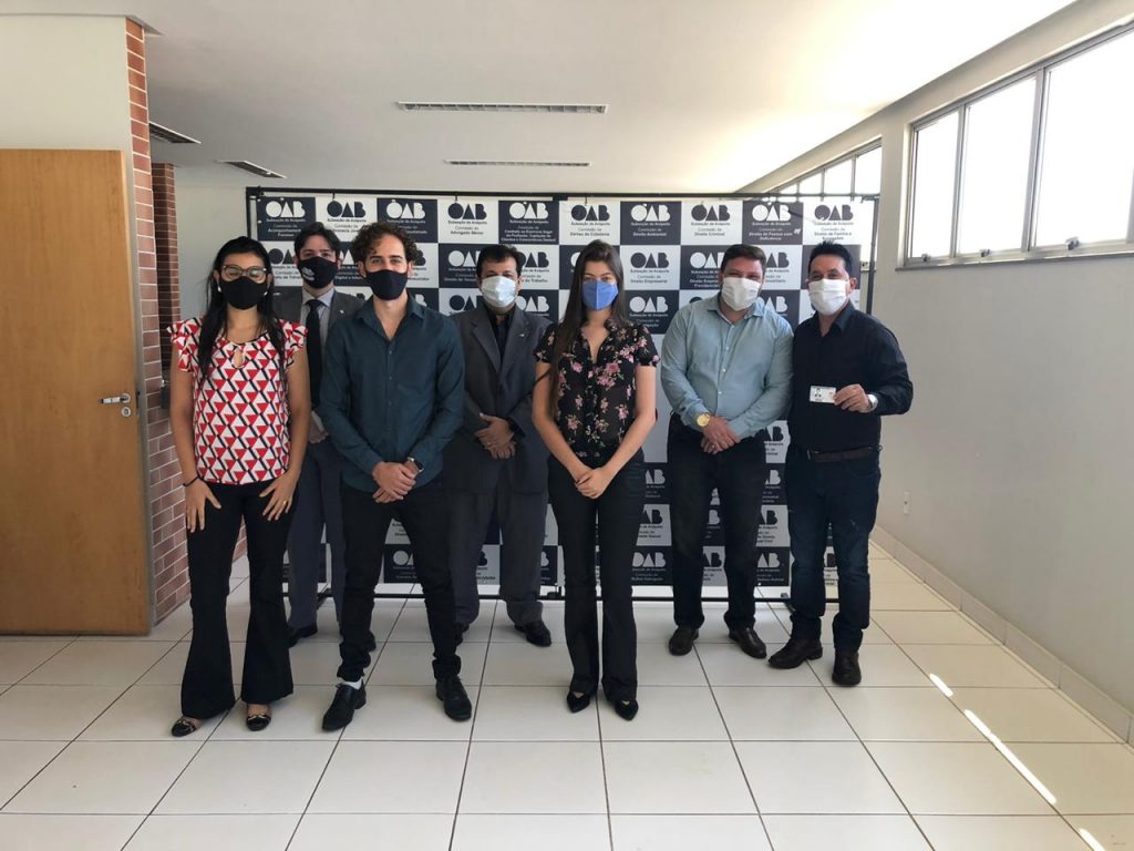 Entrega das credenciais profissionais aos novos Advogados da Subseção