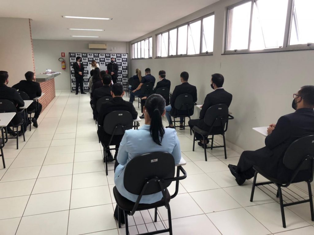 Entrega das credenciais profissionais aos novos Advogados da Subseção