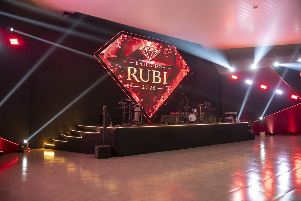 Baile do Rubi 2026 reúne mais de 300 pessoas em noite de celebração e reencontro da advocacia anapolina
